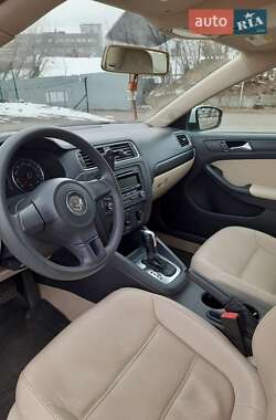 Седан Volkswagen Jetta 2014 в Києві