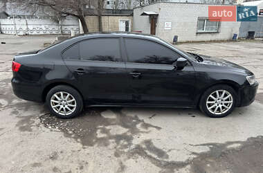 Седан Volkswagen Jetta 2011 в Дніпрі