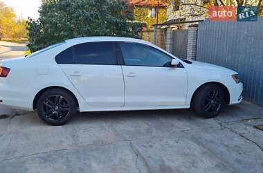 Седан Volkswagen Jetta 2017 в 
