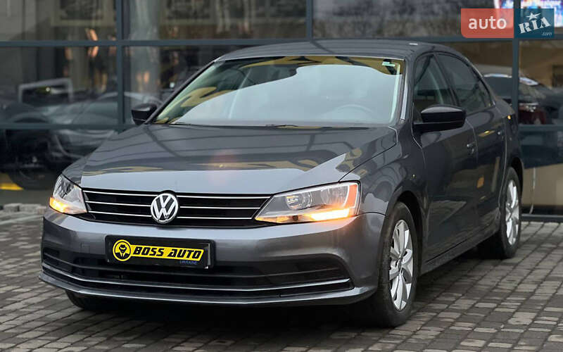 Седан Volkswagen Jetta 2015 в Ивано-Франковске