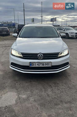 Седан Volkswagen Jetta 2015 в Полтаві