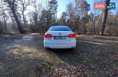 Седан Volkswagen Jetta 2012 в Києві