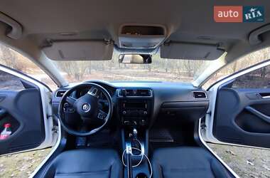 Седан Volkswagen Jetta 2012 в Києві