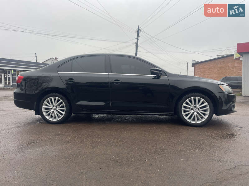 Седан Volkswagen Jetta 2011 в Бахмаче