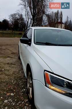 Седан Volkswagen Jetta 2014 в 