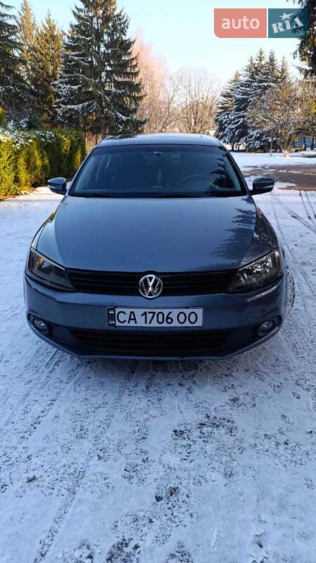 Седан Volkswagen Jetta 2012 в Христинівці