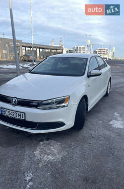 Седан Volkswagen Jetta 2013 в Львові