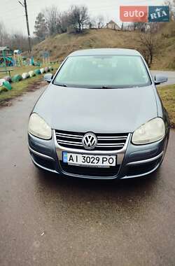 Седан Volkswagen Jetta 2006 в Києві