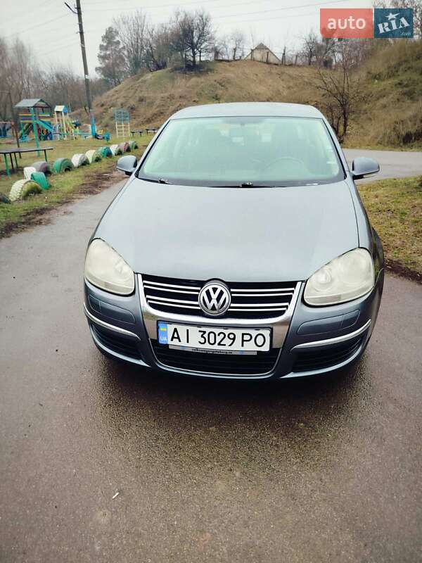 Седан Volkswagen Jetta 2006 в 