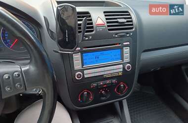 Седан Volkswagen Jetta 2006 в 