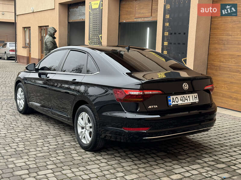 Седан Volkswagen Jetta 2019 в Ужгороді фото 9 Седан Volkswagen Jetta 2019 в Ужгороді