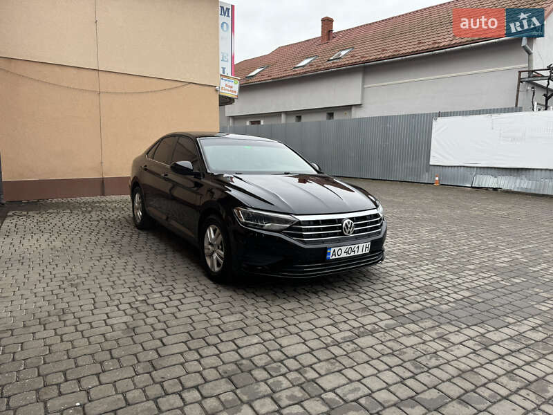 Седан Volkswagen Jetta 2019 в Ужгороді фото 13 Седан Volkswagen Jetta 2019 в Ужгороді