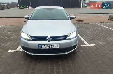 Седан Volkswagen Jetta 2010 в Києві