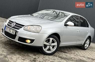 Седан Volkswagen Jetta 2007 в Дрогобичі