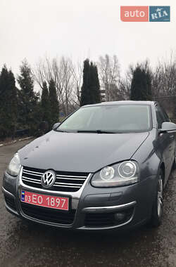 Седан Volkswagen Jetta 2009 в Сумах