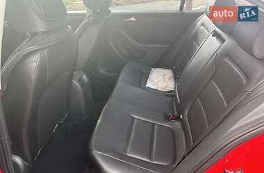 Седан Volkswagen Jetta 2013 в Одесі