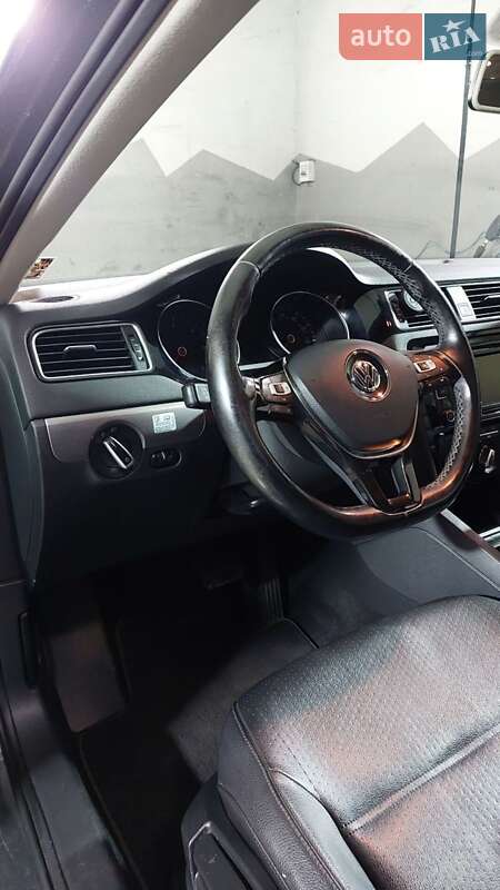 Седан Volkswagen Jetta 2015 в Бородянці