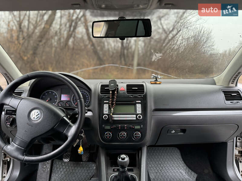 Седан Volkswagen Jetta 2007 в Днепре