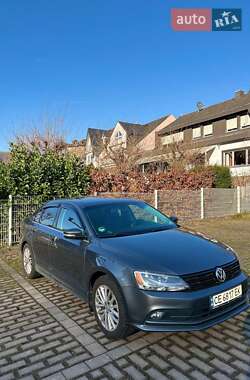 Седан Volkswagen Jetta 2015 в 