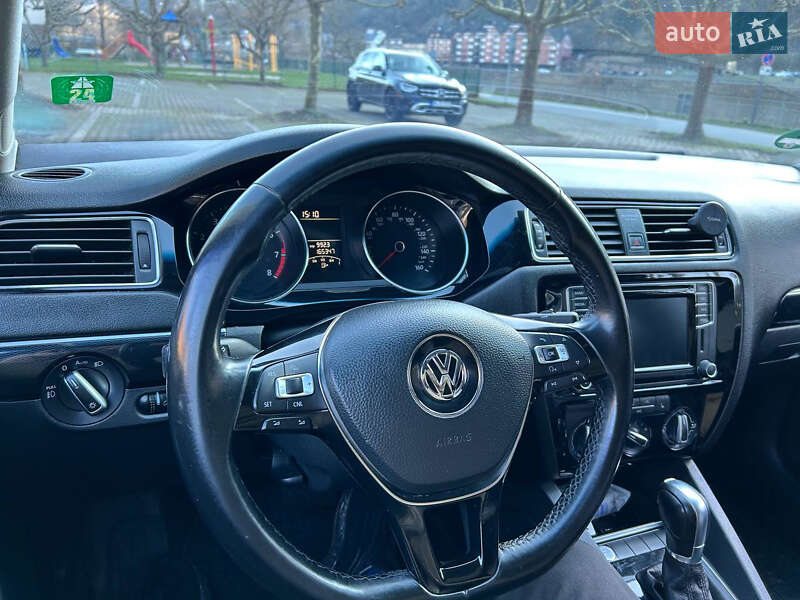 Седан Volkswagen Jetta 2015 в Кам'янець-Подільському