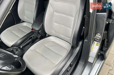 Седан Volkswagen Jetta 2012 в 
