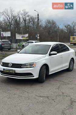 Седан Volkswagen Jetta 2015 в Полтаві