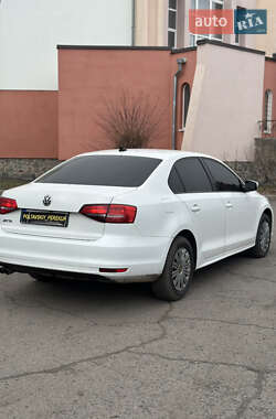 Седан Volkswagen Jetta 2015 в Полтаві