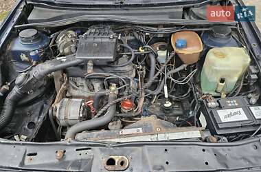 Седан Volkswagen Jetta 1988 в 