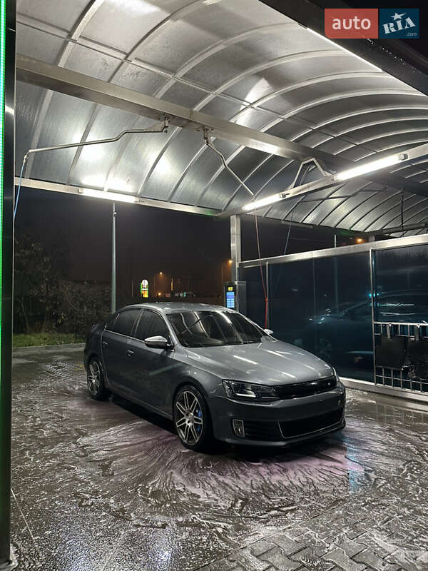 Volkswagen Jetta 2013