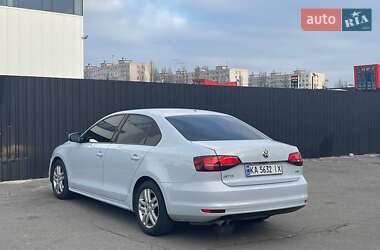 Седан Volkswagen Jetta 2017 в Києві