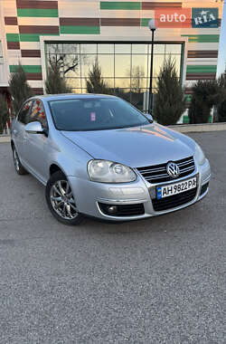 Седан Volkswagen Jetta 2008 в Слов'янську