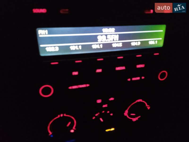 Седан Volkswagen Jetta 2012 в Ланівці