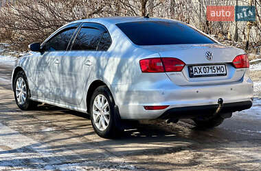 Седан Volkswagen Jetta 2011 в Харкові