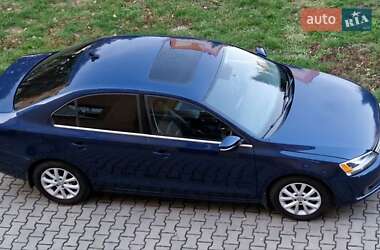Седан Volkswagen Jetta 2014 в 