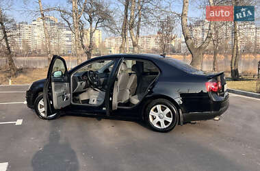 Седан Volkswagen Jetta 2008 в Киеве