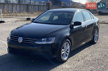 Седан Volkswagen Jetta 2017 в Киеве