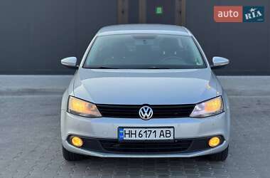 Седан Volkswagen Jetta 2011 в 