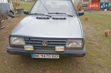 Седан Volkswagen Jetta 1985 в Рівному