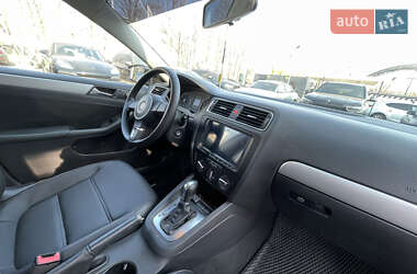 Седан Volkswagen Jetta 2013 в Виннице