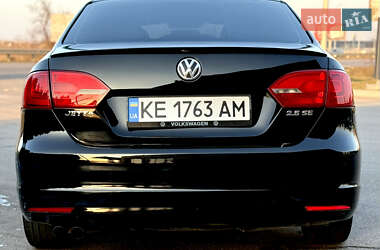 Седан Volkswagen Jetta 2013 в Дніпрі