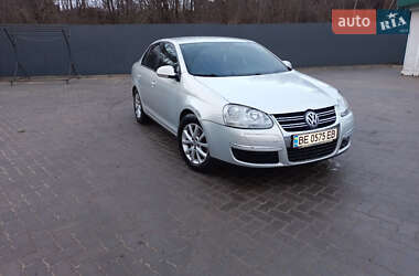 Седан Volkswagen Jetta 2010 в Николаеве