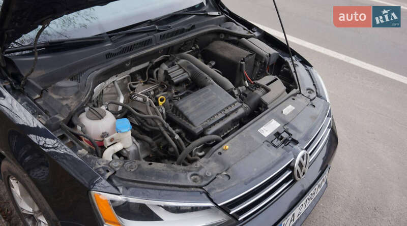 Седан Volkswagen Jetta 2016 в Киеве