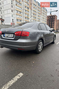 Седан Volkswagen Jetta 2012 в Києві