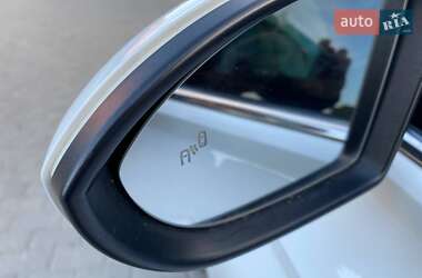 Седан Volkswagen Jetta 2018 в 