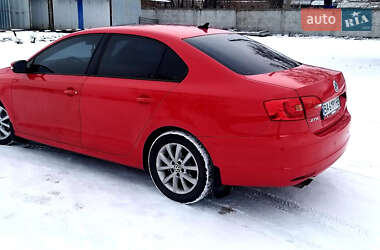 Седан Volkswagen Jetta 2012 в Кременчуці