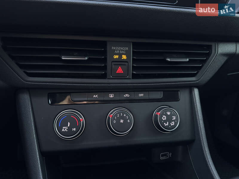 Седан Volkswagen Jetta 2019 в Українці