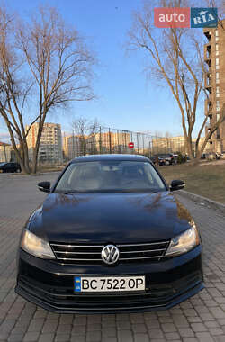 Седан Volkswagen Jetta 2016 в Львове