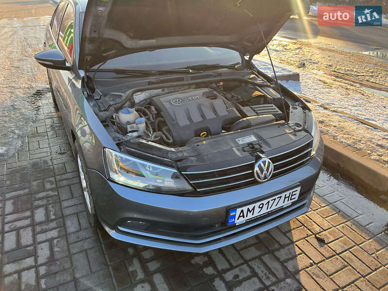Седан Volkswagen Jetta 2016 в Житомирі фото 5 Седан Volkswagen Jetta 2016 в Житомирі