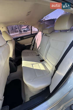 Седан Volkswagen Jetta 2014 в Днепре