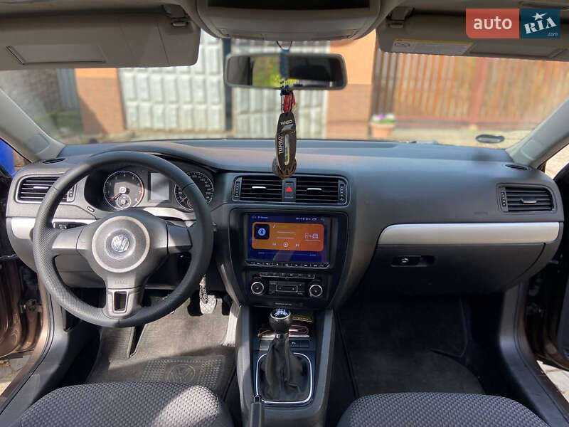 Седан Volkswagen Jetta 2011 в Мукачево фото 6 Седан Volkswagen Jetta 2011 в Мукачево